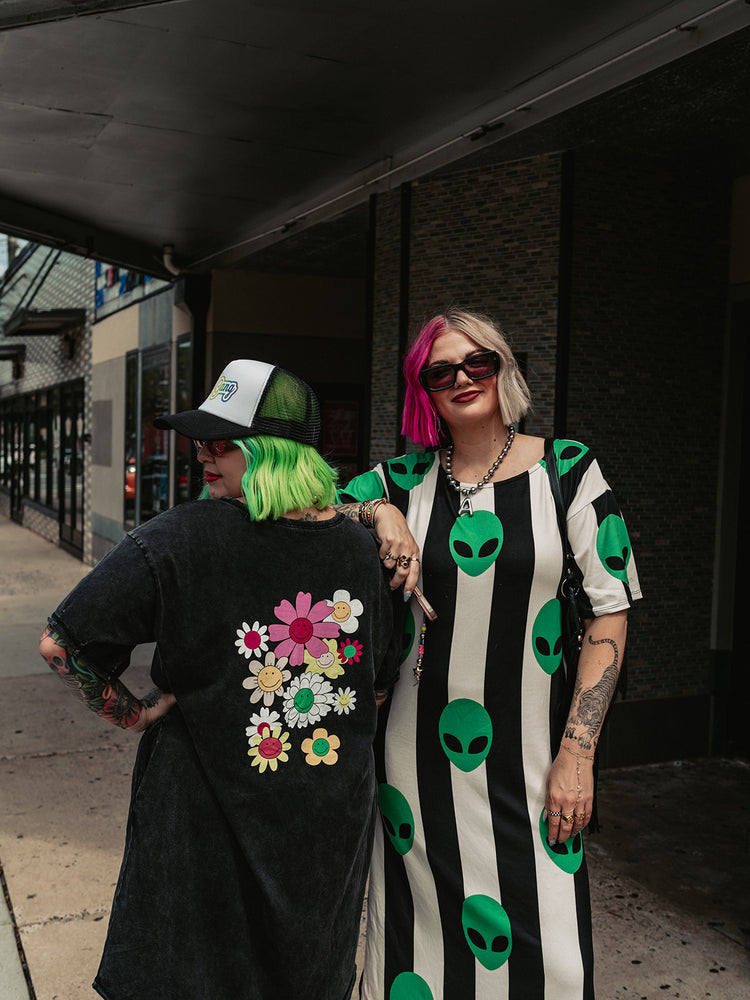 LOST IN SPACE ALIEN TSHIRT DRESS S-3XL *PREORDER*