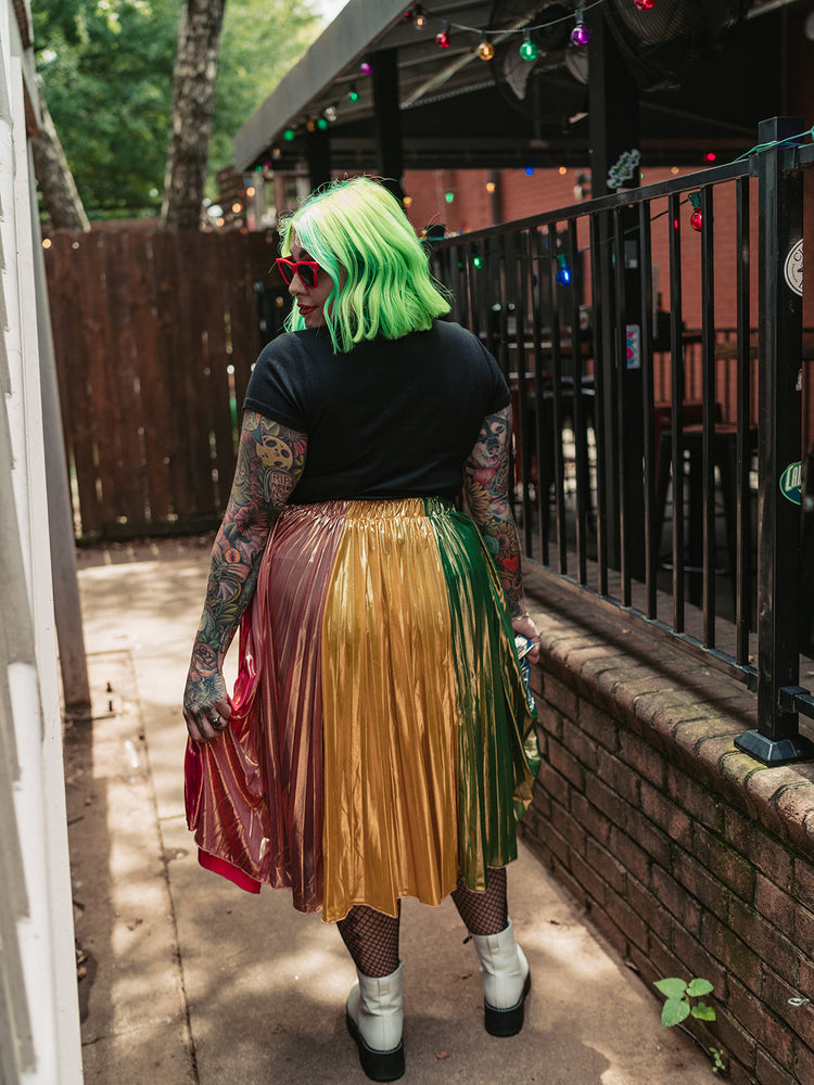 CHERRY ON TOP CROPPED TEE