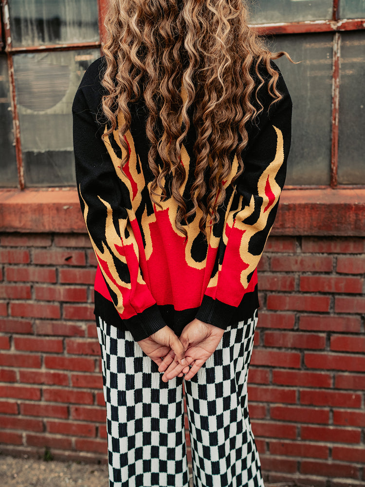 GIRL ON FIRE KNIT CARDIGAN