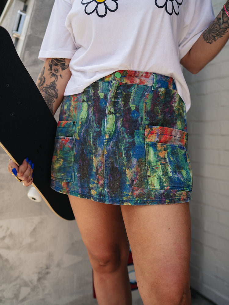 TEENAGE DIRTBAG SPLATTER PAINT DENIM SKORT