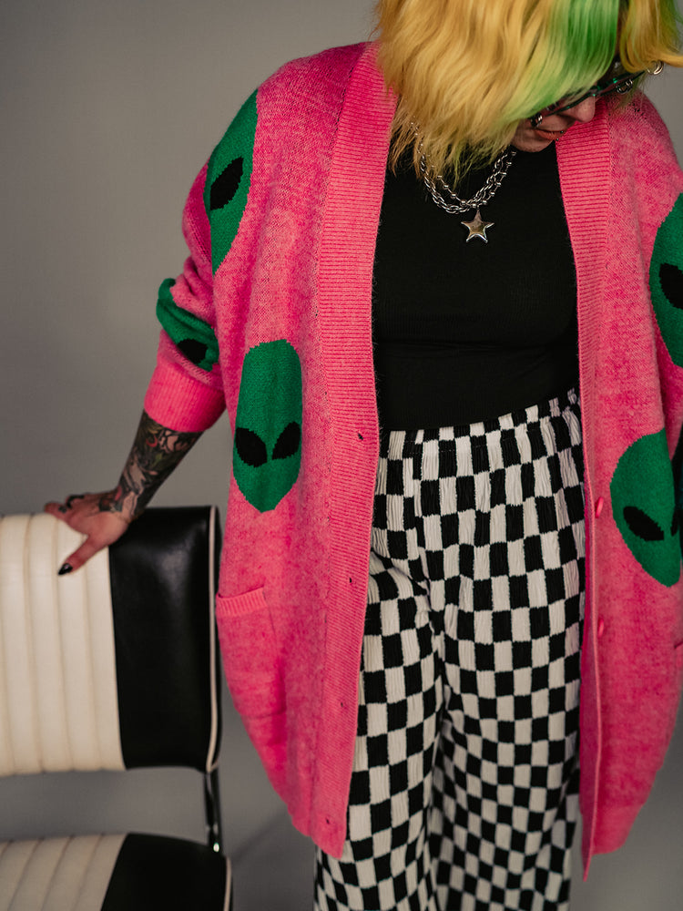 *PREORDER* ALIEN SUPERSTAR OVERSIZED KNIT CARDIGAN IN BUBBLEGUM