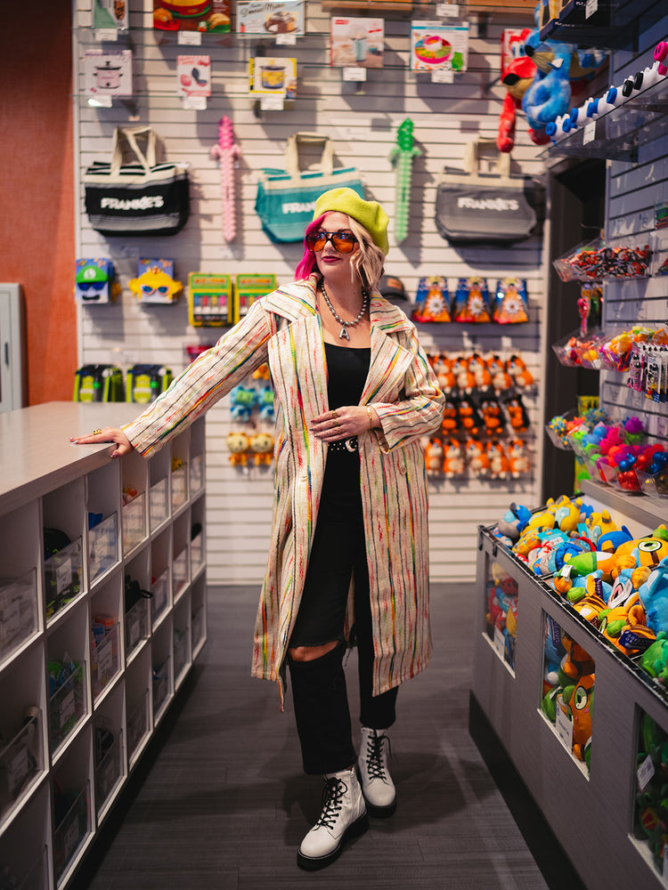 MORE COLOR PLEASE BUTTON DOWN COAT