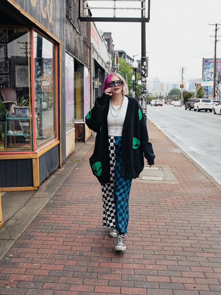 SPLIT DECISION CHECKERED PANTS IN BLUE HAZE S-3XL