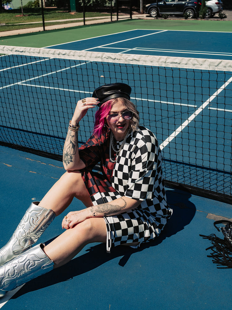 BLENDING IN IS BORING CHECKERED RIBBED DRESS IN MOODY MOCHA S-3XL