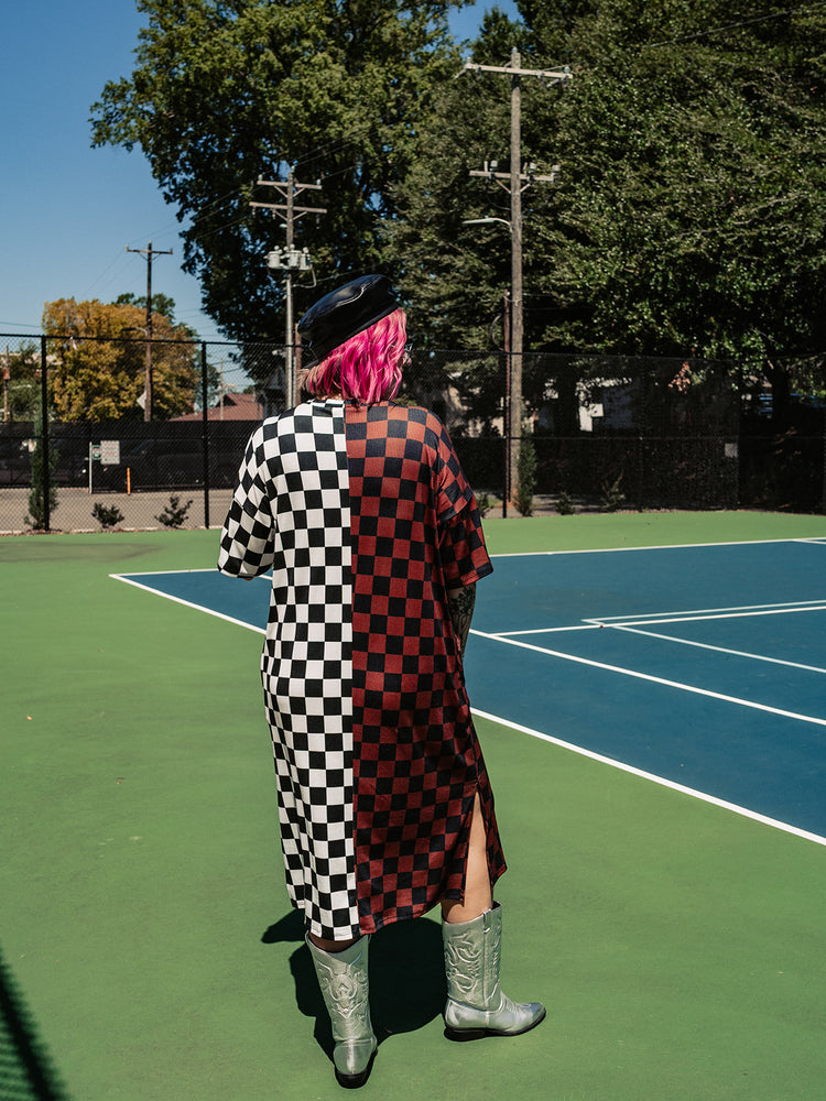 BLENDING IN IS BORING CHECKERED RIBBED DRESS IN MOODY MOCHA S-3XL