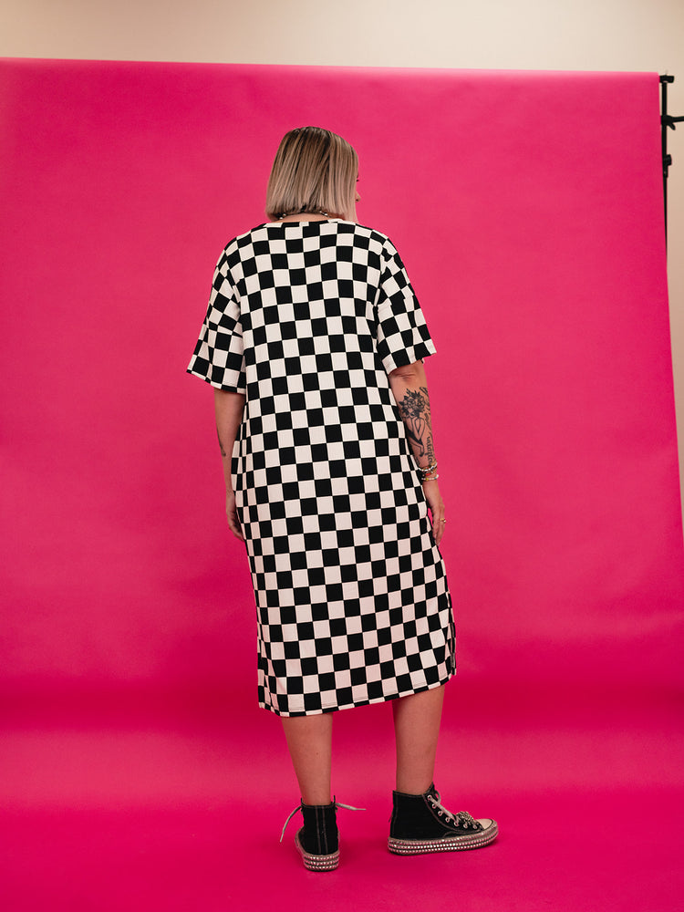 *JUST RESTOCKED!* BLENDING IN IS BORING CHECKERED RIBBED DRESS S-XL