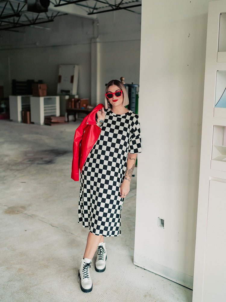 *JUST RESTOCKED!* BLENDING IN IS BORING CHECKERED RIBBED DRESS S-XL