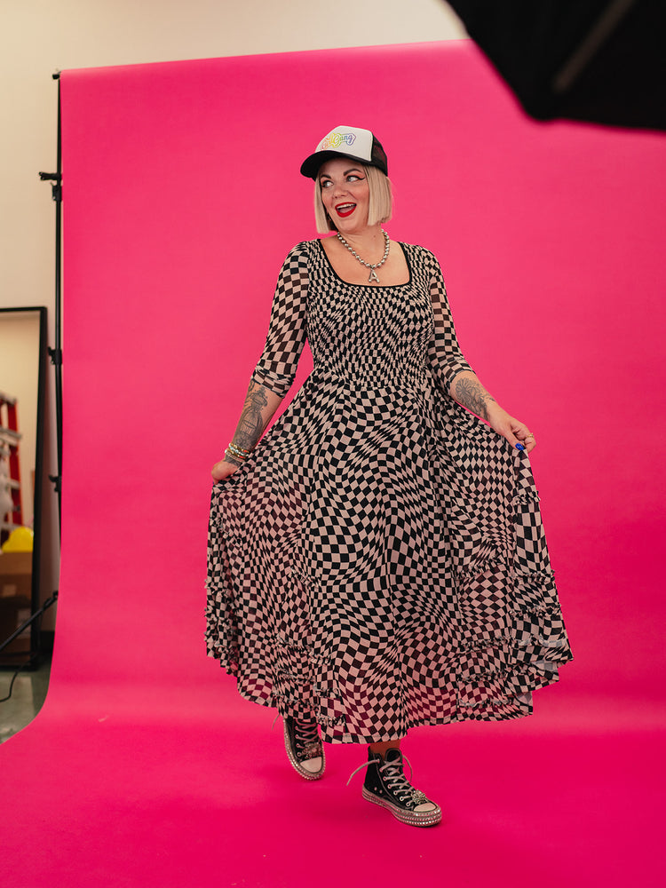 LADY LUCK CHECKERED MESH DRESS S-3XL
