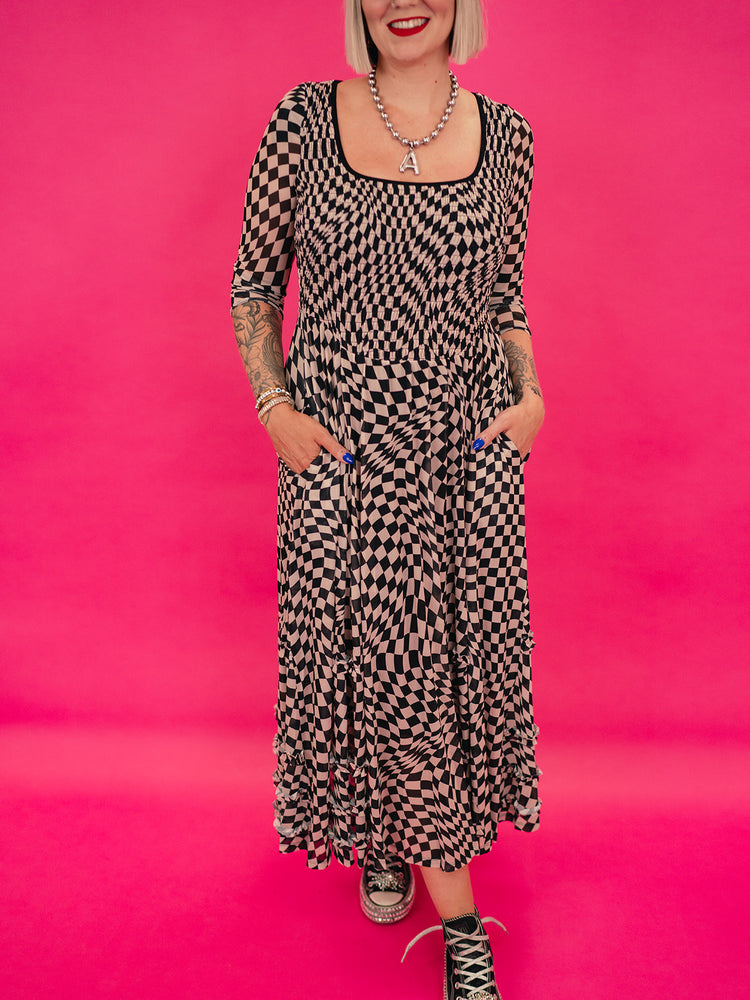 LADY LUCK CHECKERED MESH DRESS S-3XL