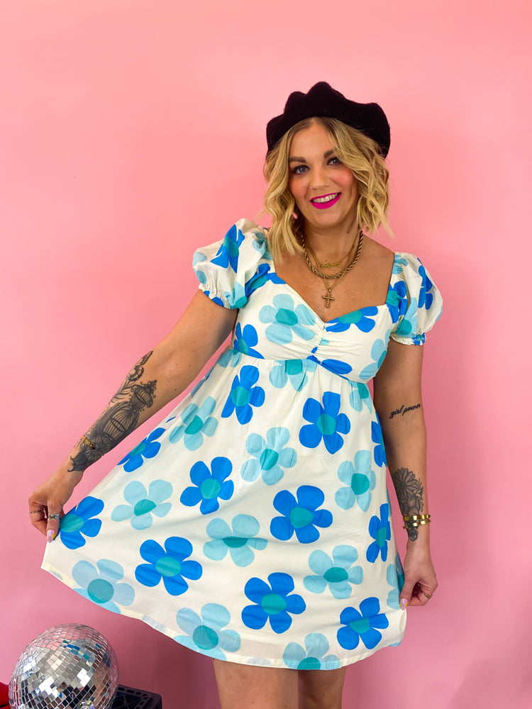FLOWER POWER FLORAL BABYDOLL DRESS