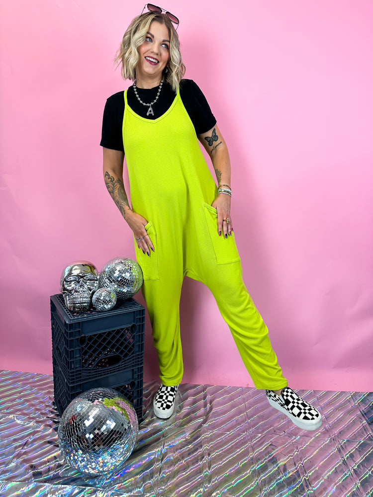 TAKE IT EASY RIBBED KNIT JUMPSUIT IN ONLINE LIME