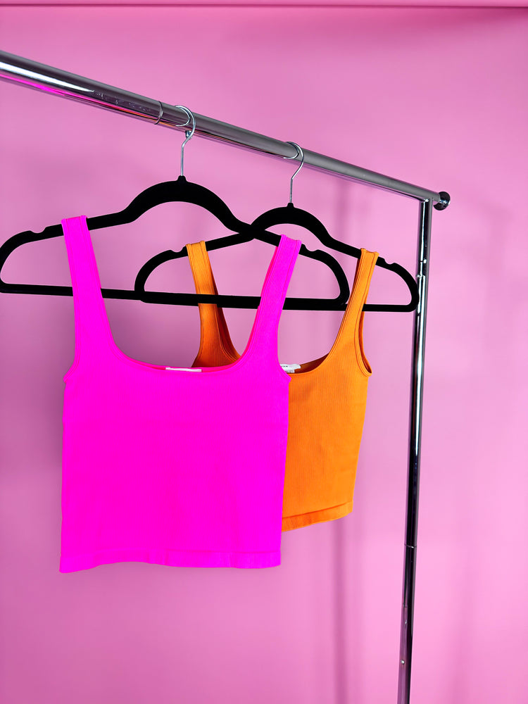 LIZZIE SEAMLESS RIBBED TANK