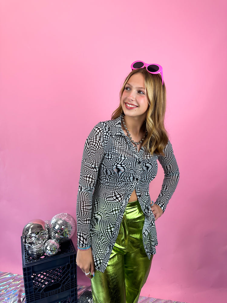 DREAMING OUT LOUD MESH TOP IN RETRO WAVE