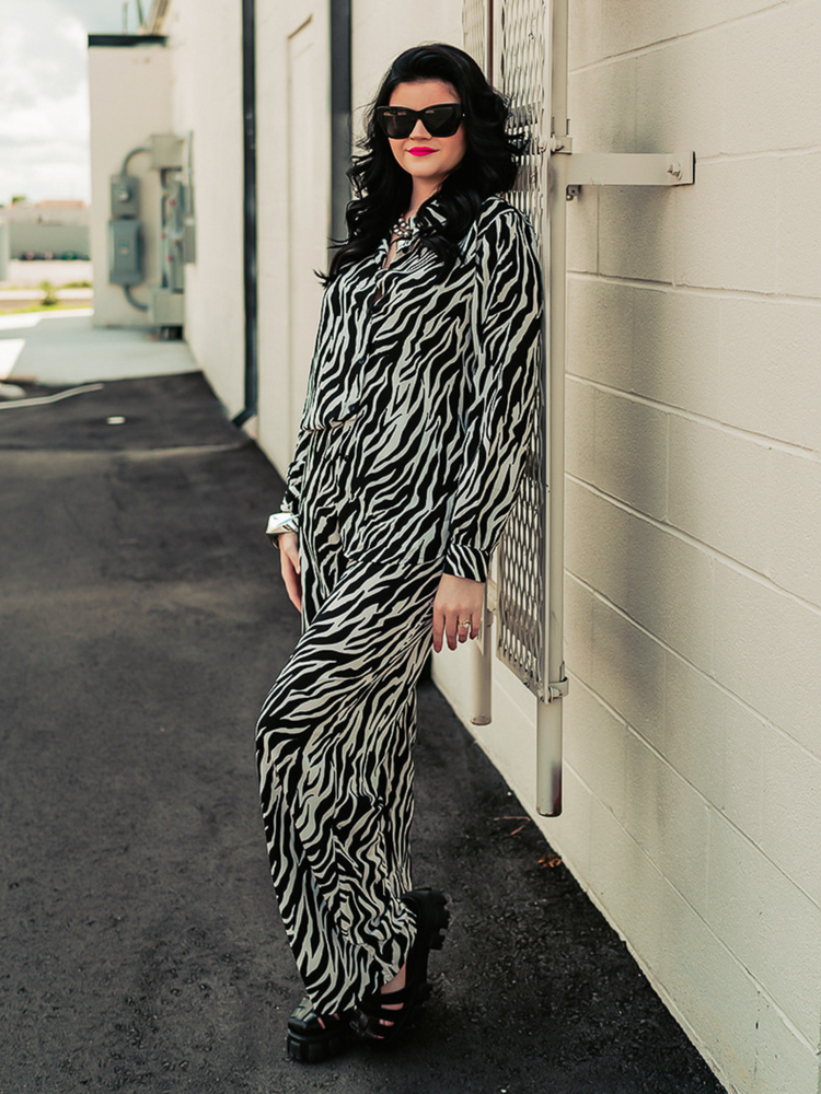 CAN'T BE TAMED MATCHING PANT SET