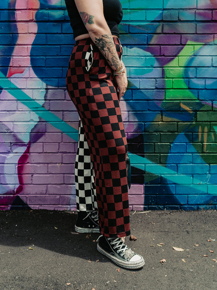 SPLIT DECISION CHECKERED PANTS S-3XL