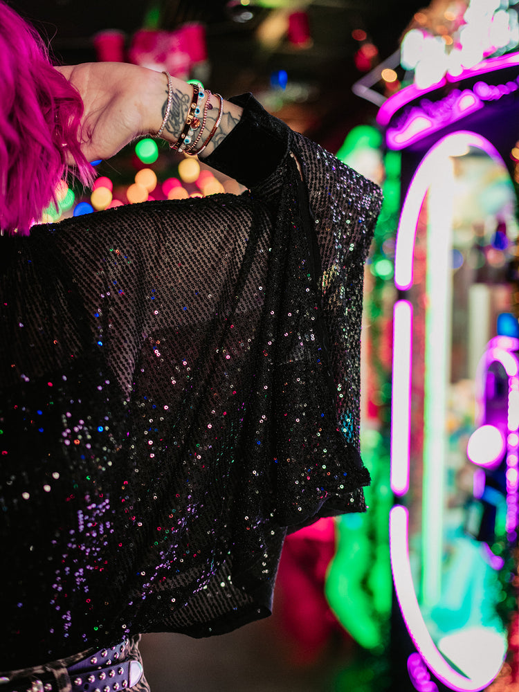 GLITTER KISS SEQUIN TOP