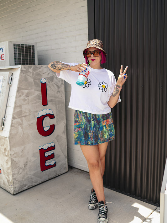 FLOWER CHILD GRAPHIC TEE
