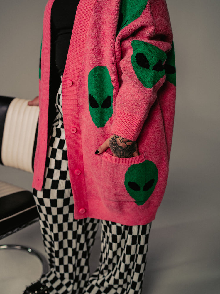 *PREORDER* ALIEN SUPERSTAR OVERSIZED KNIT CARDIGAN IN BUBBLEGUM