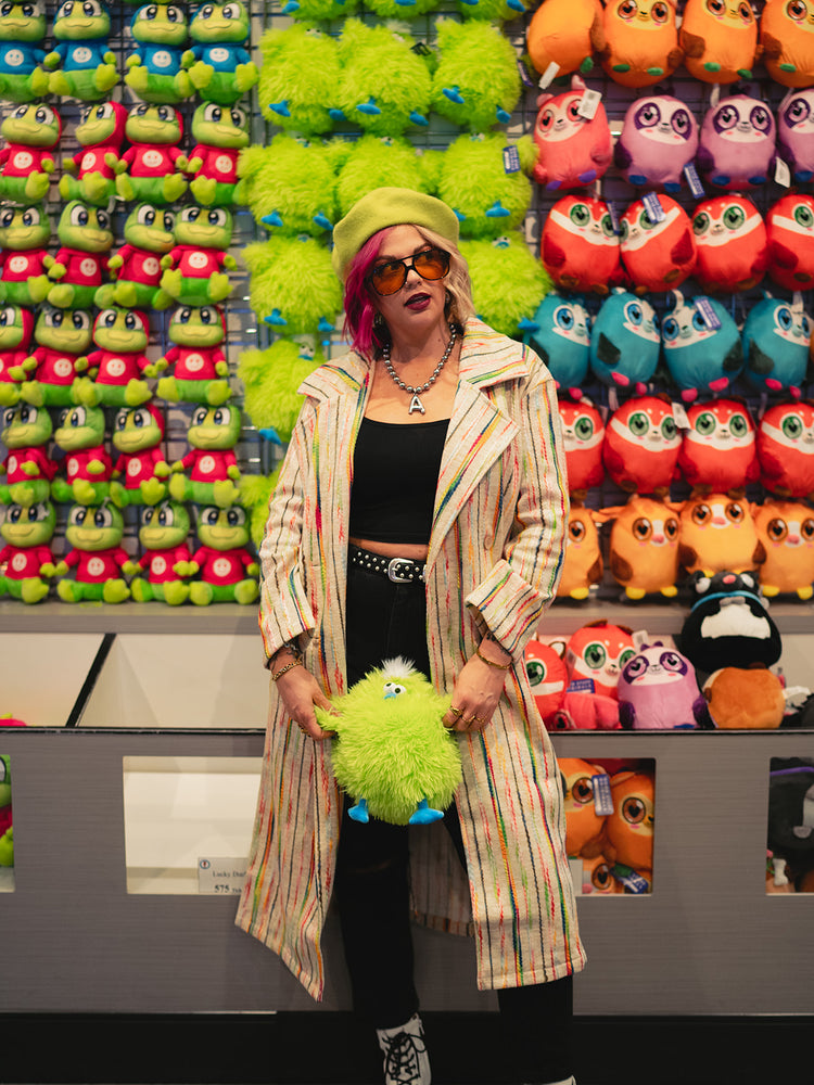 MORE COLOR PLEASE BUTTON DOWN COAT