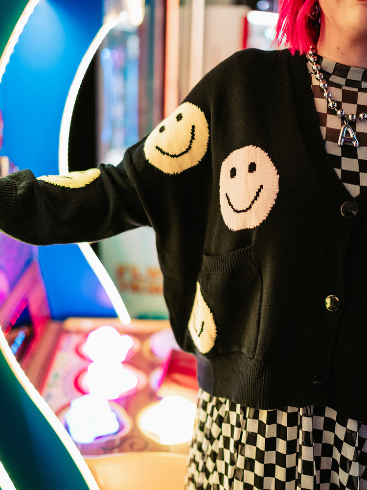 YOU MAKE ME SMILE OVERSIZED CARDIGAN