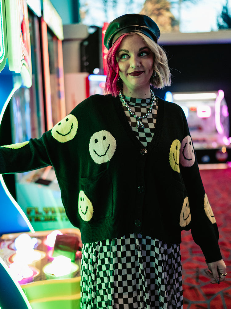 YOU MAKE ME SMILE OVERSIZED CARDIGAN