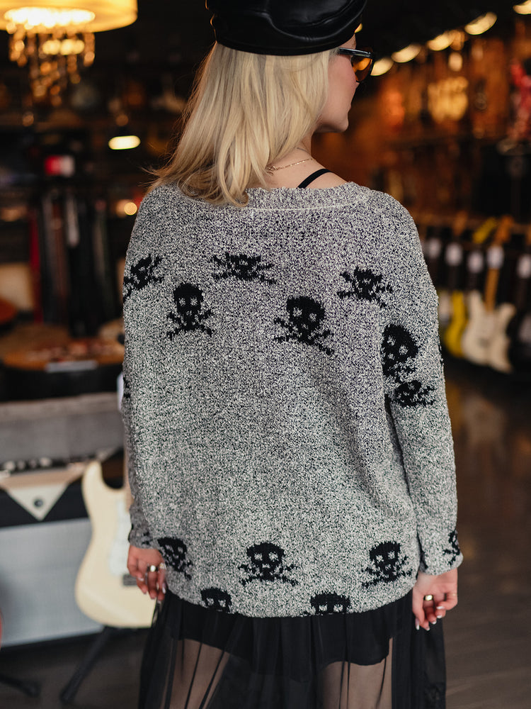 FADE TO BLACK SKULL SWEATER