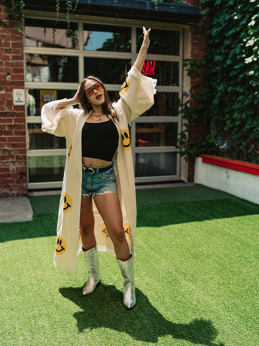 SMILEY SEASON HAND-MADE LUXE KIMONO