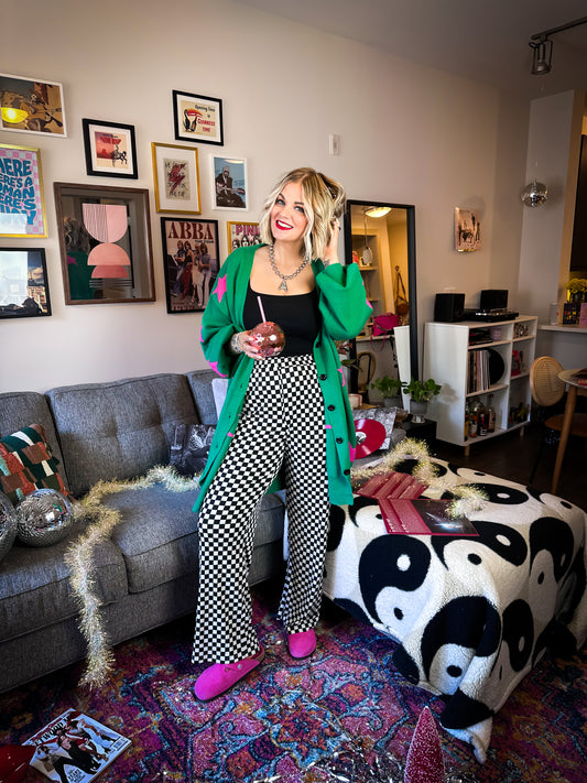 DAYTRIPPIN CHECKERED RIBBED PANTS IN BLACK
