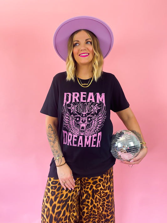 DREAM ON DREAMER GRAPHIC TEE *S-XL!*