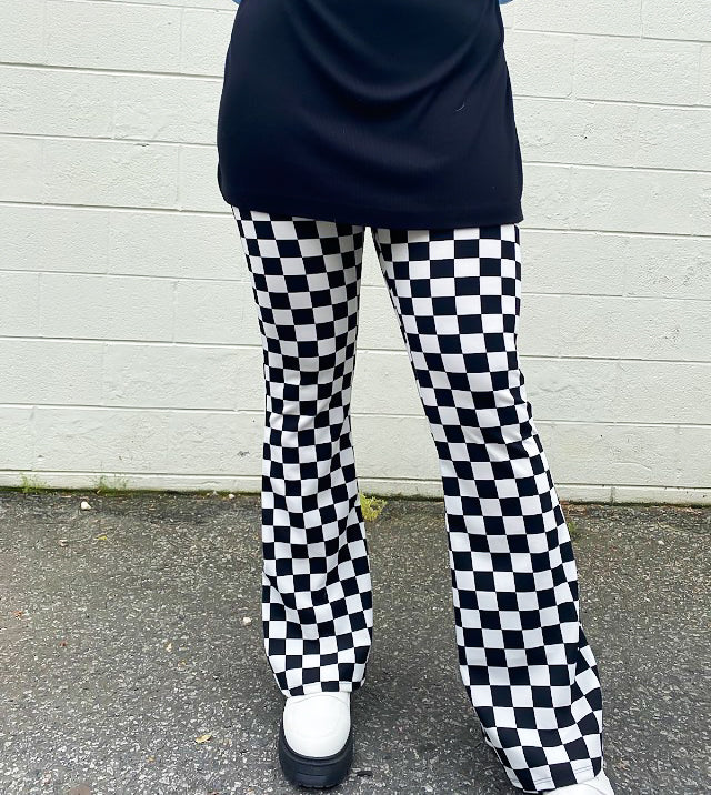 QUEEN OF COOL CHECKERED FLARE PANTS *S-XXXL!*