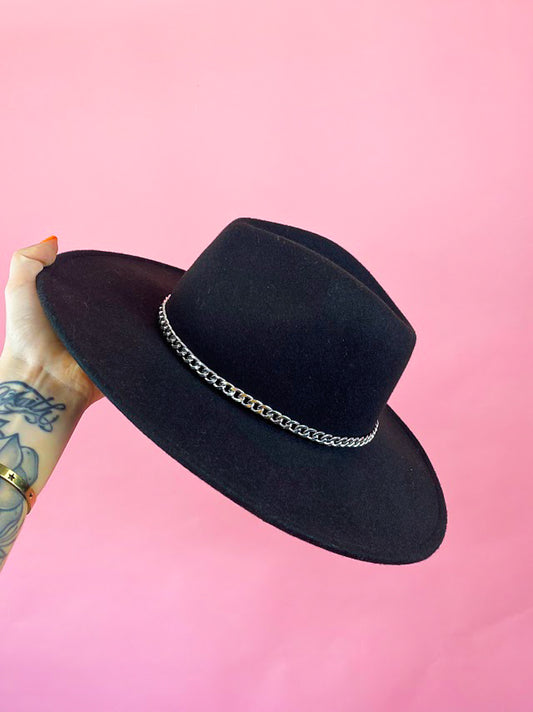 STEVIE WIDE BRIM CHAIN HAT